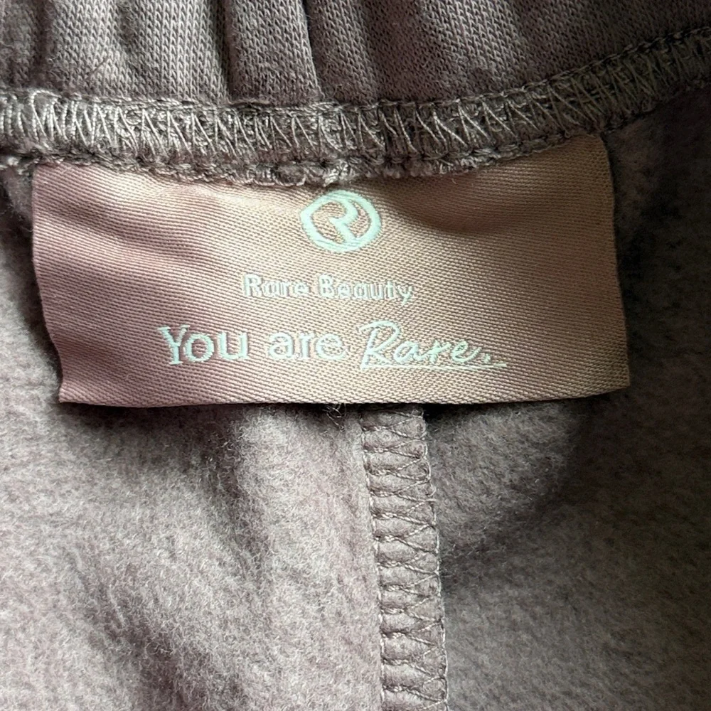 Rare Beauty Comfy Sweats Set w/ Sweatpants & Sweatshirt - Picture 4 of 7